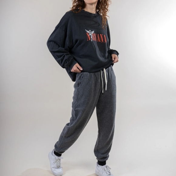Feat Women's Hazy Black BlanketBlend Jogger - Picture 5 of 11